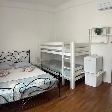 Guest House Izola Ngoại thất bức ảnh