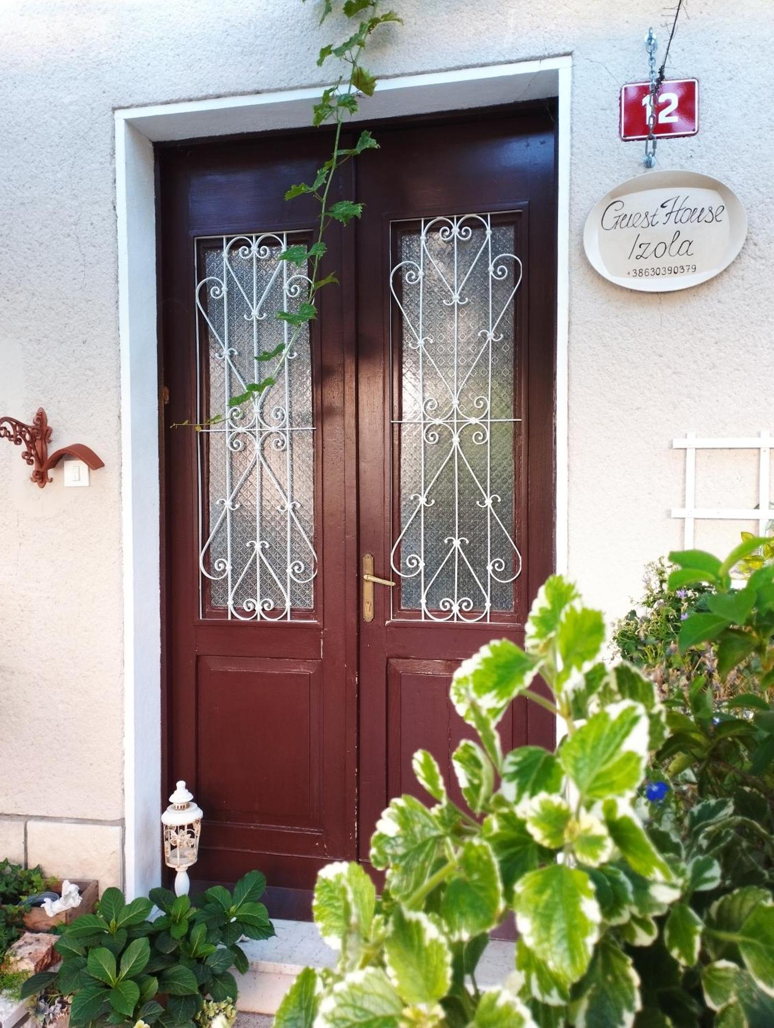 Guest House Izola Ngoại thất bức ảnh