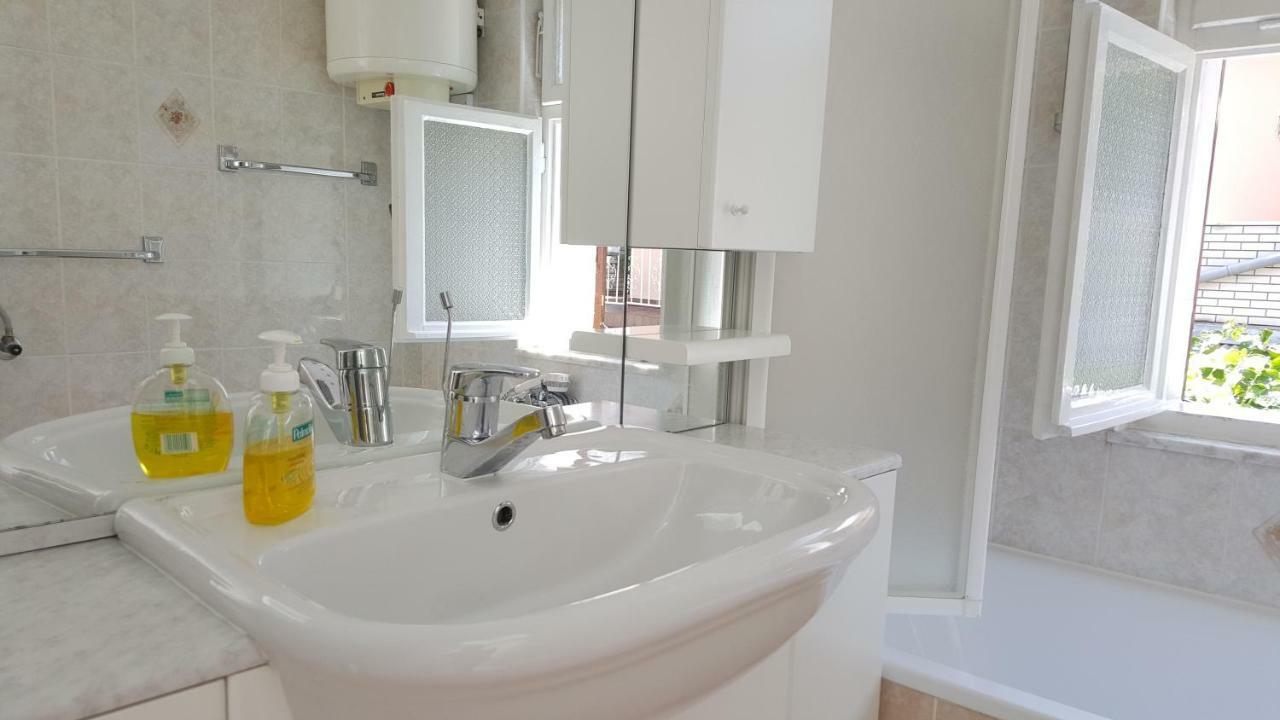 Guest House Izola Ngoại thất bức ảnh